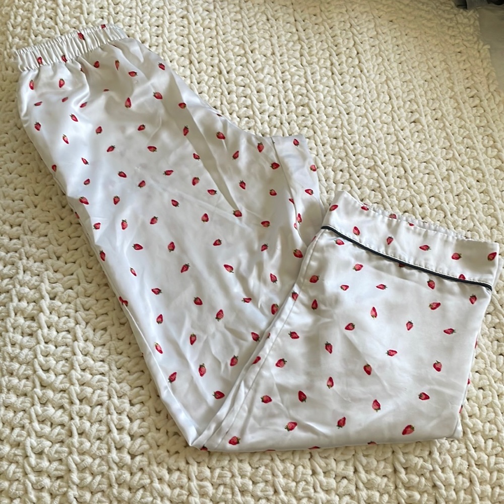 GU (ジーユー) polyester pajama bottoms